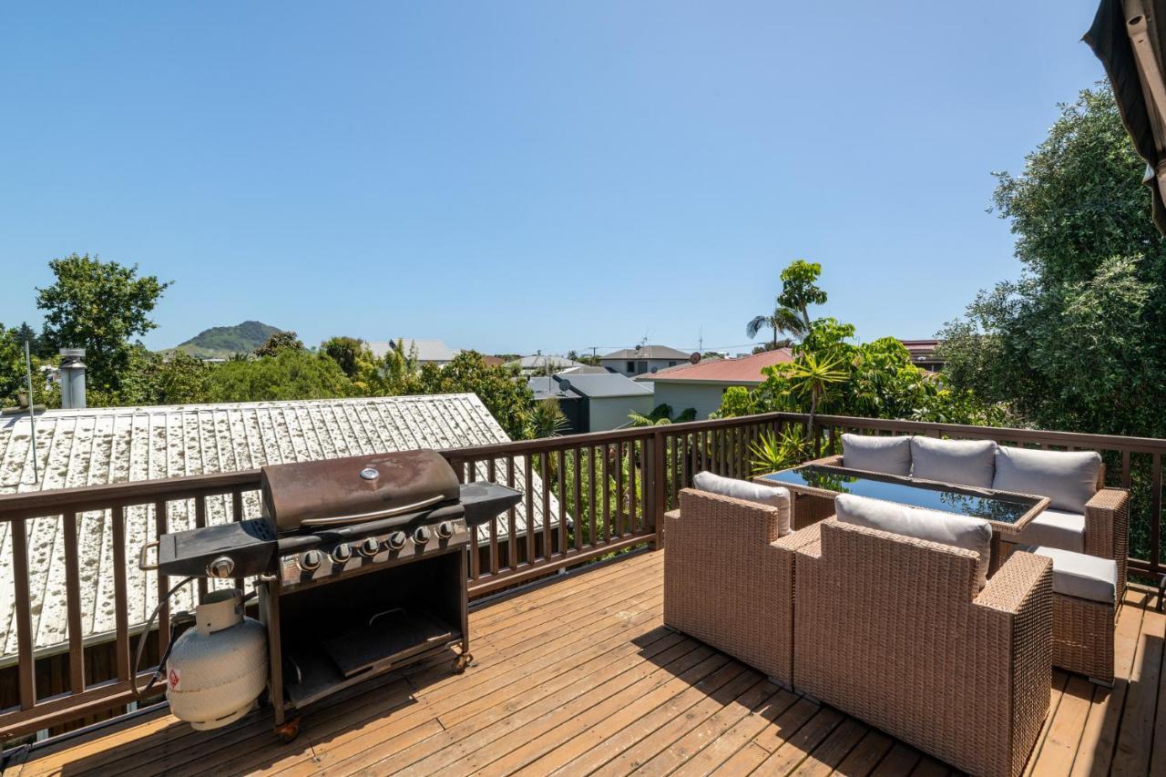 Convenient Family Bach With Easy Access To Blake Park The Beach And Downtown Mount Maunganui Exteriör bild