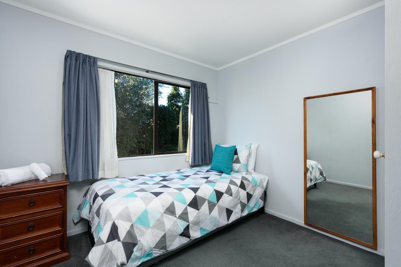 Convenient Family Bach With Easy Access To Blake Park The Beach And Downtown Mount Maunganui Exteriör bild